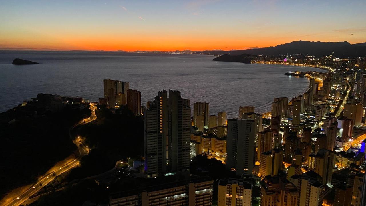 Benidorm High Rise Apartments - Sea Views - Torre Lugano Екстериор снимка