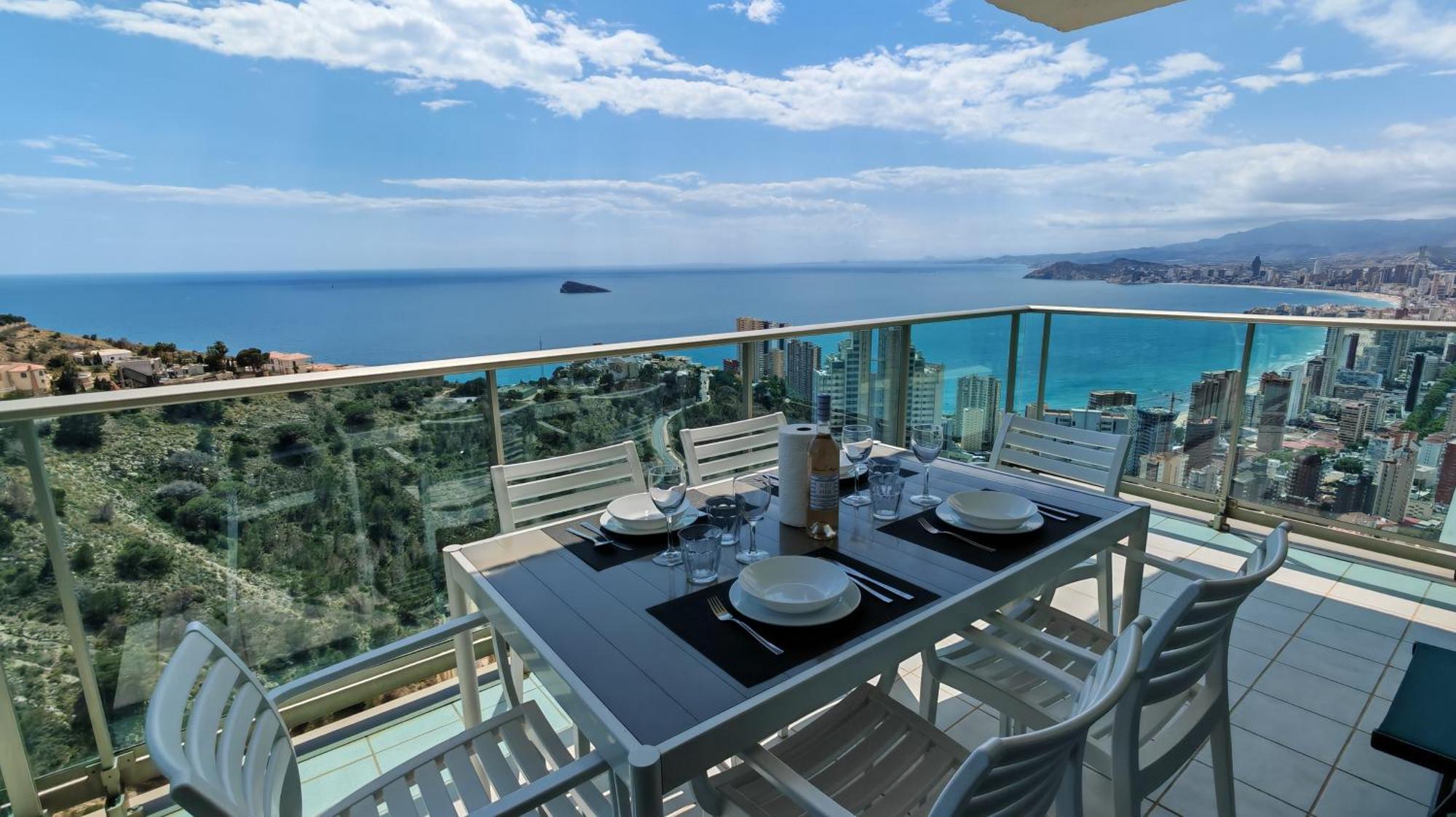 Benidorm High Rise Apartments - Sea Views - Torre Lugano Екстериор снимка
