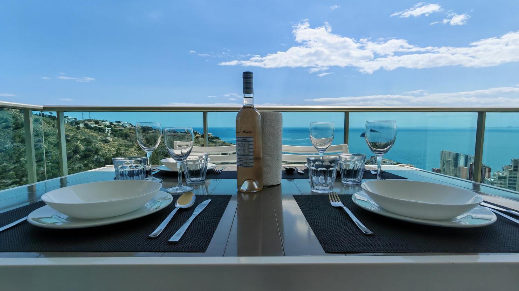 Benidorm High Rise Apartments - Sea Views - Torre Lugano Екстериор снимка