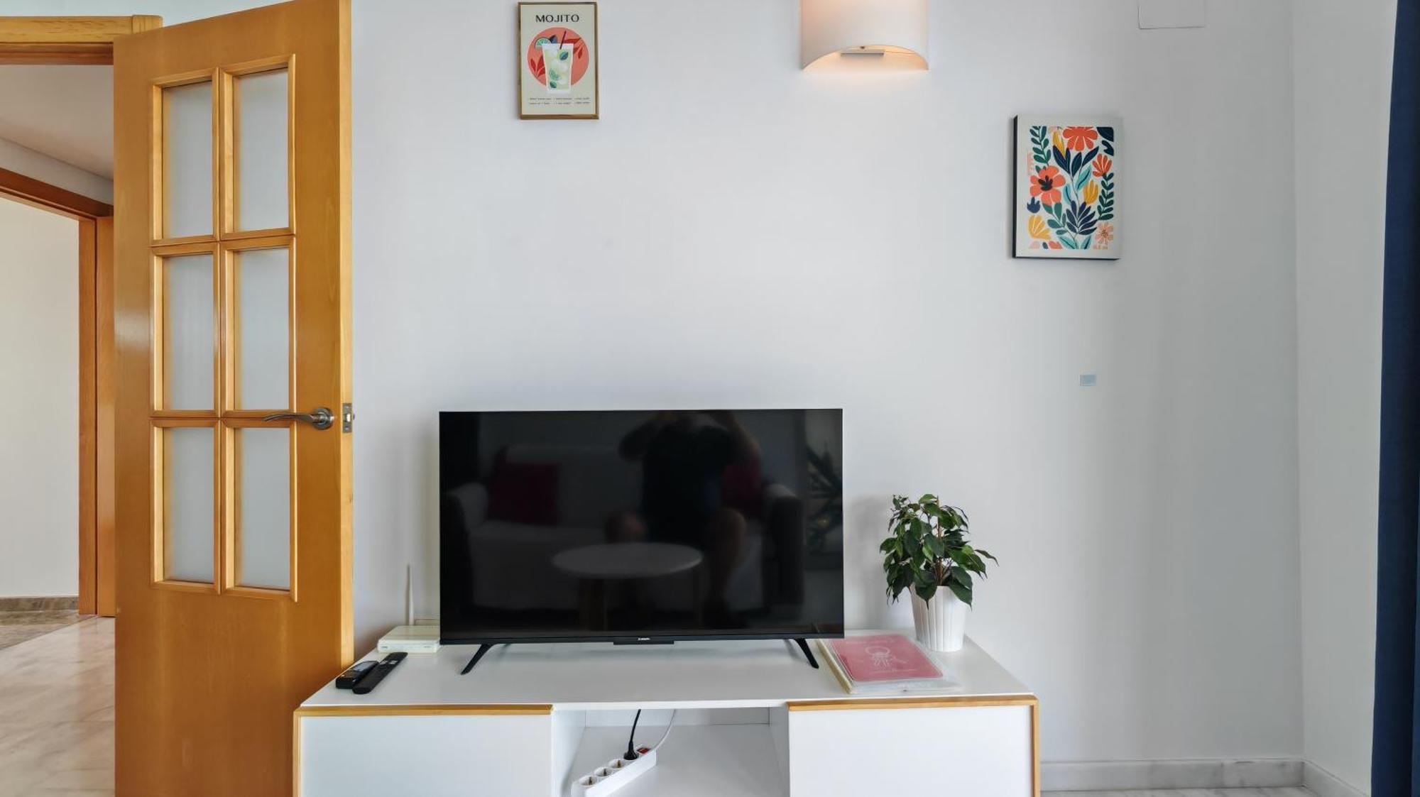 Benidorm High Rise Apartments - Sea Views - Torre Lugano Екстериор снимка
