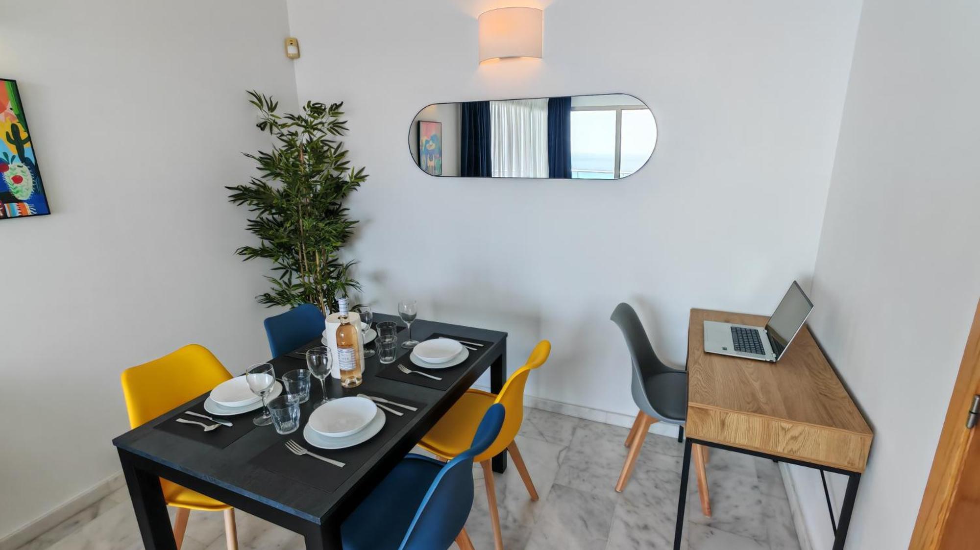 Benidorm High Rise Apartments - Sea Views - Torre Lugano Екстериор снимка